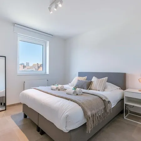 Huswell - Stylish New - Free Parking Apartment