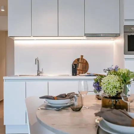 Apartamento Huswell - Stylish New - Free Parking