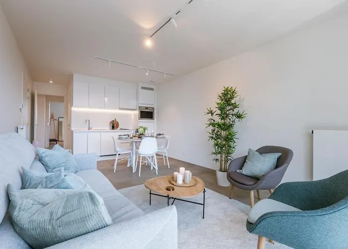 Huswell - Stylish New - Free Parking Appartement *