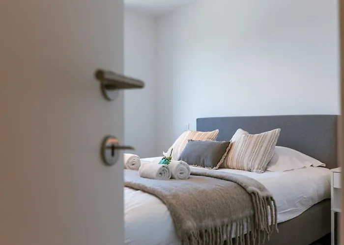 Huswell - Stylish New - Free Parking Oostende